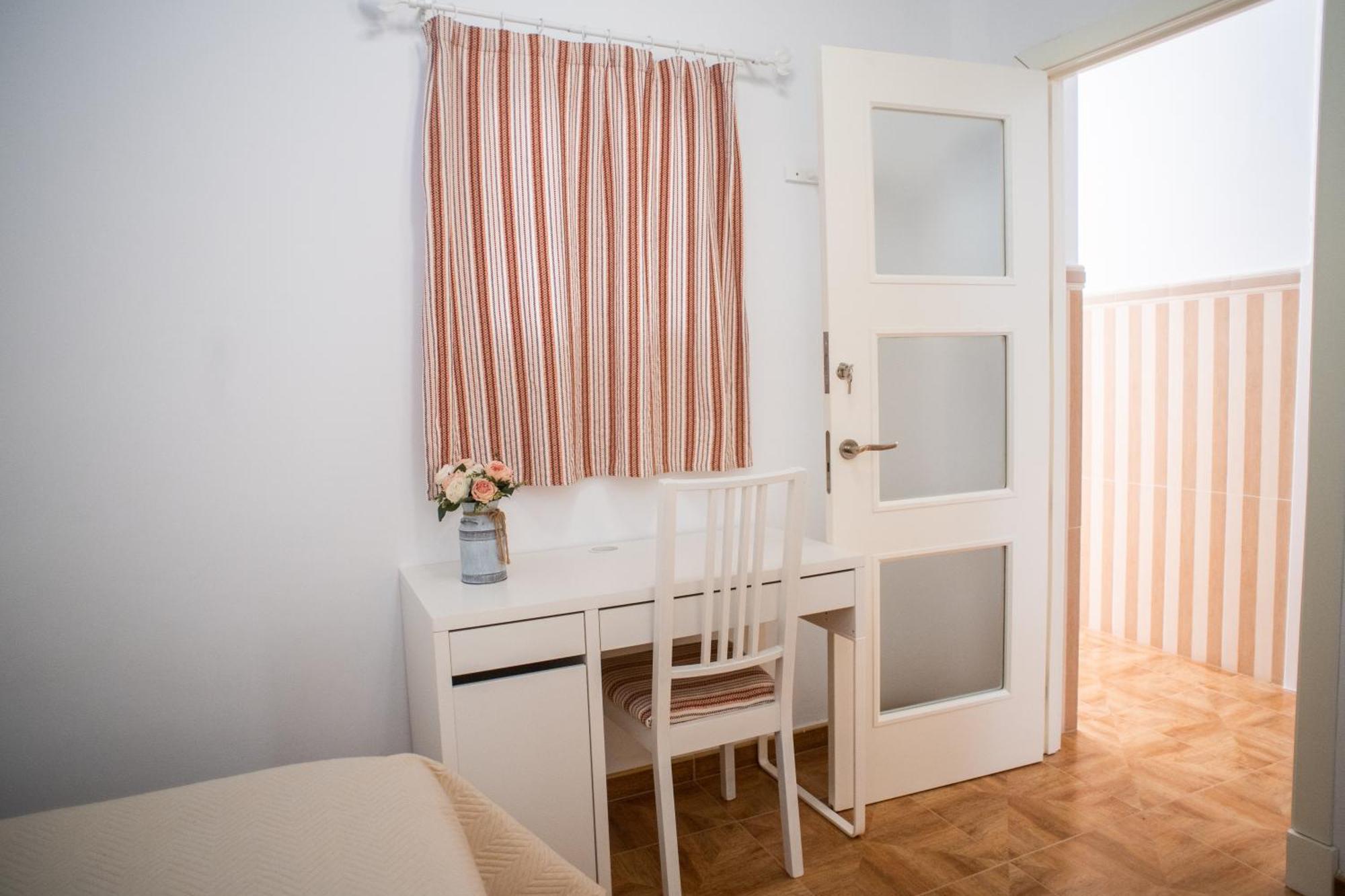 Apartamento Encarnacion Playa Caleta Cadiz Bagian luar foto